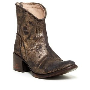 Free Bird Peak Multi Colored Boots